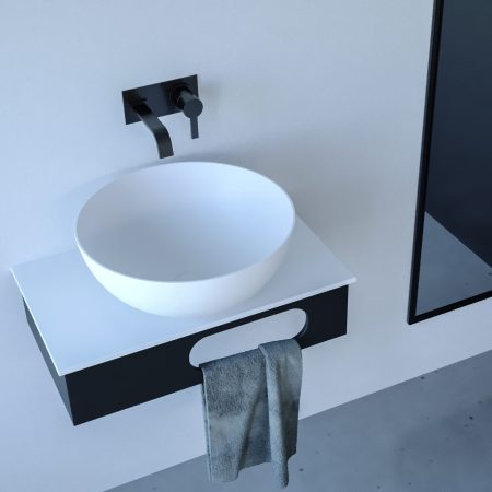 60 cm b w